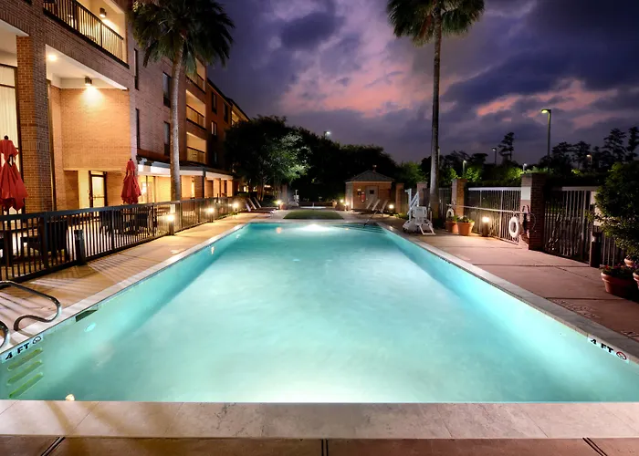 Courtyard By Marriott Houston Northwest