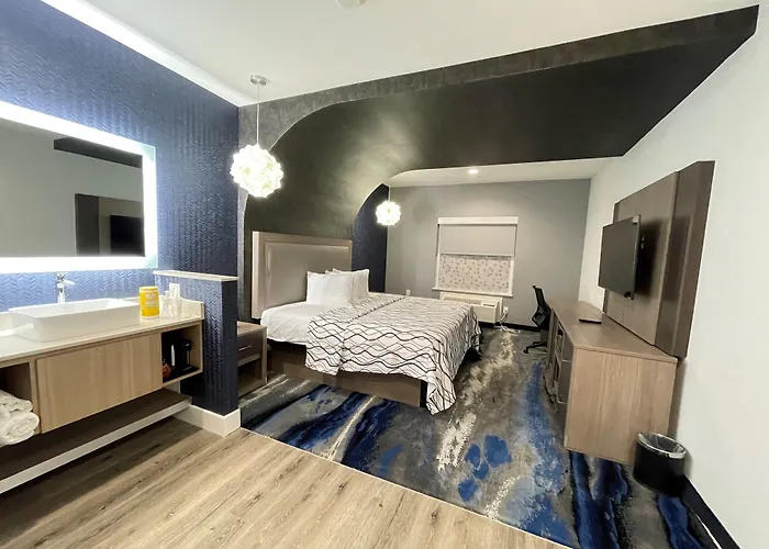 Palace Inn Blue Houston East Beltway 8