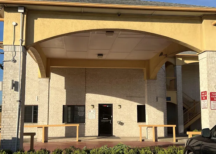Scott Inn & Suites - Downtown