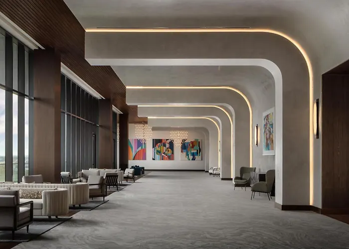 Thompson Houston, By Hyatt